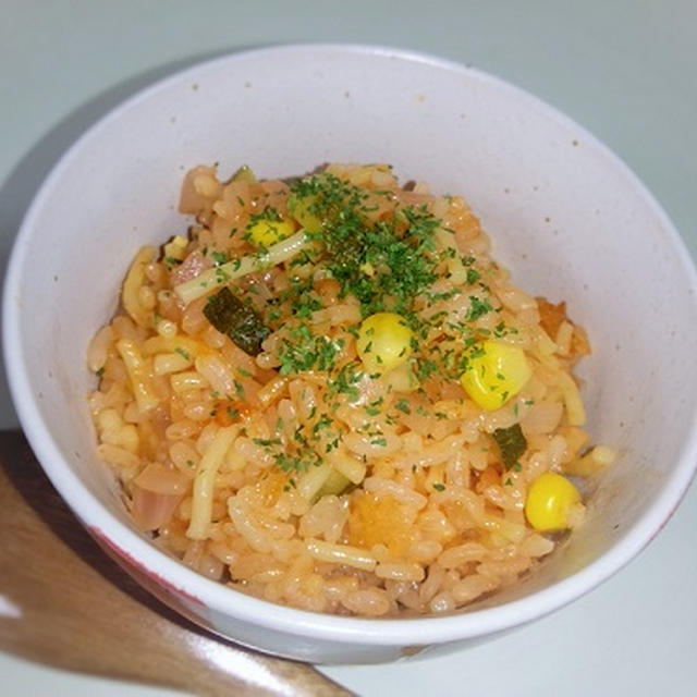 洋風炊き込みご飯「パスタめし」