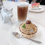 ミルクピッチャーに衝撃！牛の口から牛乳が！！