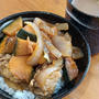 冷蔵庫に眠っているアレで簡単味付け(o^^o)豚こまとかぼちゃの丼朝ご飯