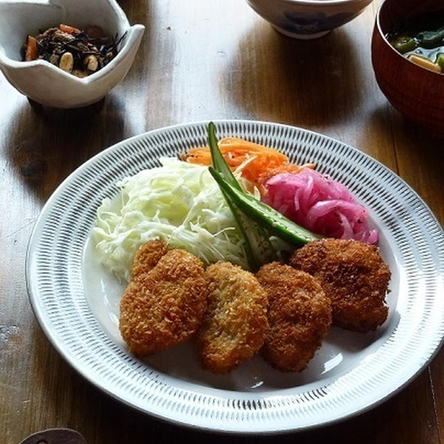 ひれかつ定食と、増税前に買ったもの♪