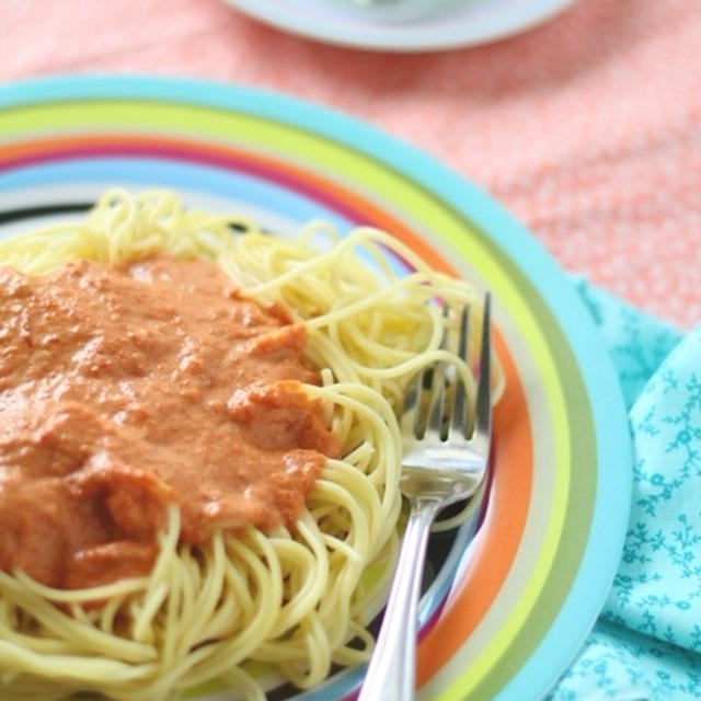 シンプルなクリームトマトソースのパスタ　　＊Pasta w/ Simple Creamy Tomato Sauce＊