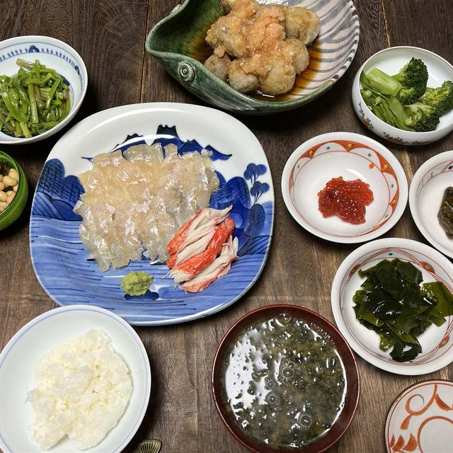 鮃昆布締めカニカマ生山葵摺り下ろし・海老芋揚出し芹御浸し・アオサ味噌汁和布酢茎若布煮昆布豆筋子