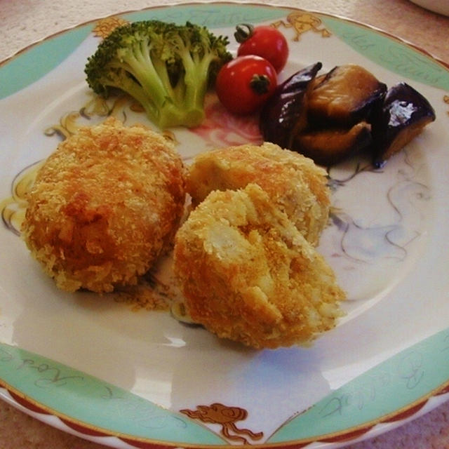 カレー味のコロッケと茄子の中華風揚げ浸し