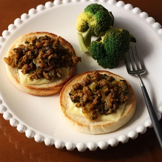 我が家の冷凍保存食　セロリとしめじのドライカレー