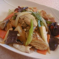 中華風醤油焼きそば「葱と牡蠣の焼きそば」