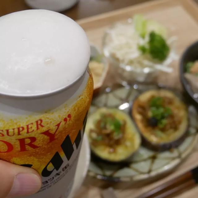 フライパン焼きナスとジョッキ缶