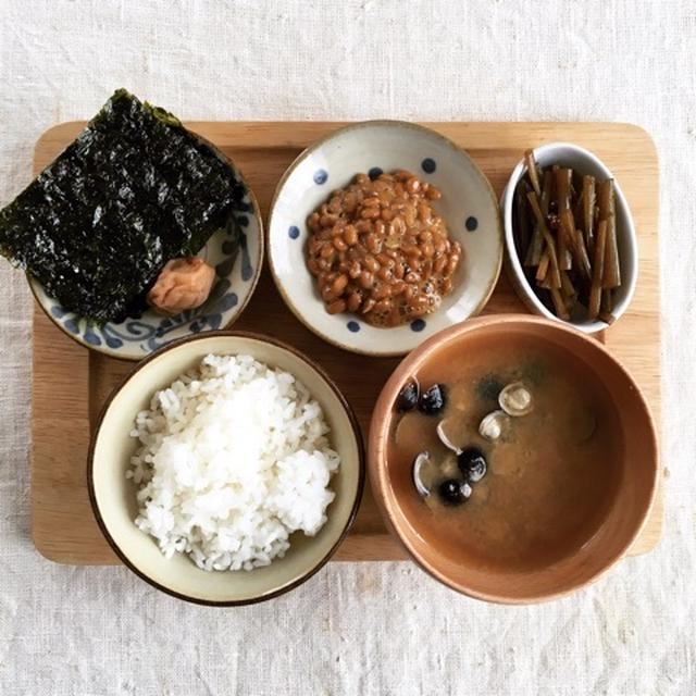 6月14日の朝ごはん。調理時間10分。しじみのみそ汁