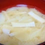 キャベツの芯とエリンギのお味噌汁