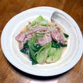 青梗菜とベーコンの炒め物