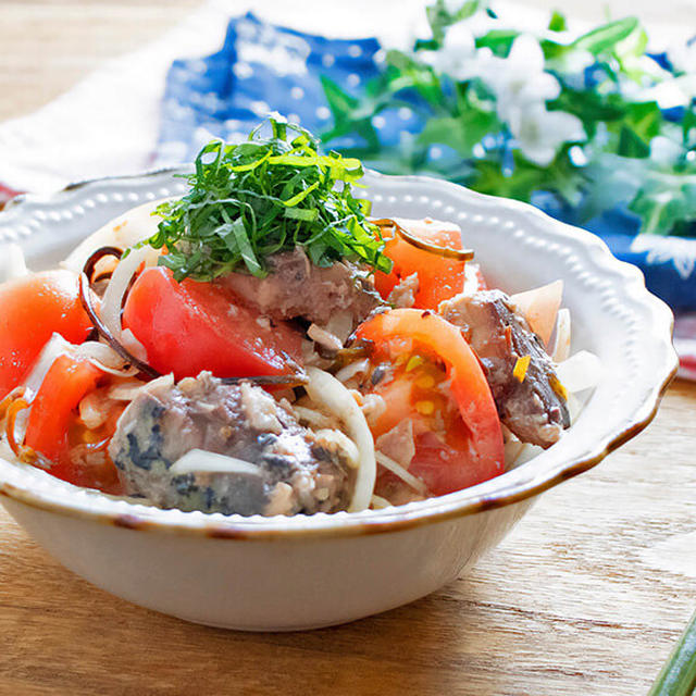 10分で簡単！脂肪燃焼成分たっぷりな「サバ缶とトマトの塩昆布和え」の作り方