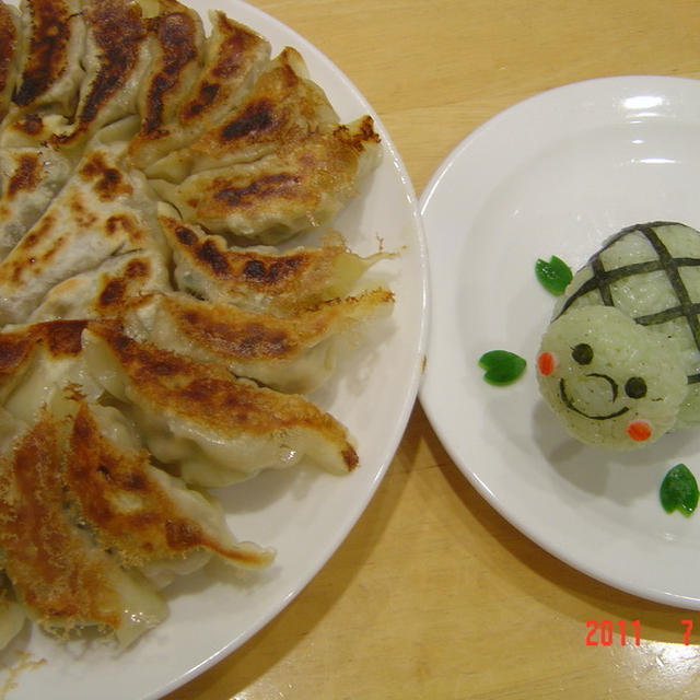 親子で餃子作り♡