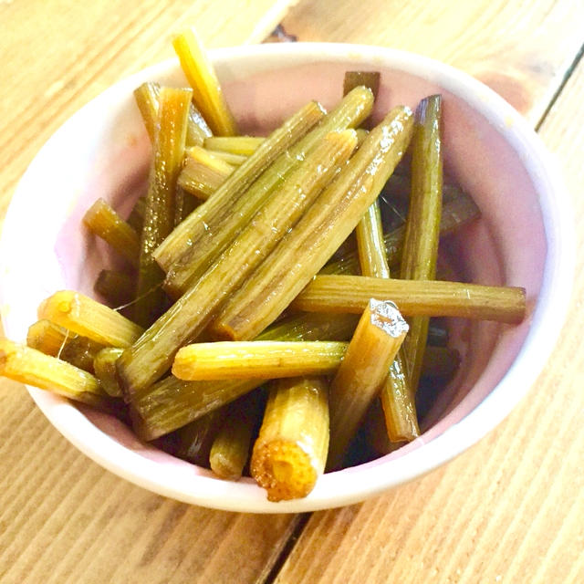 うまい！フキの煮物