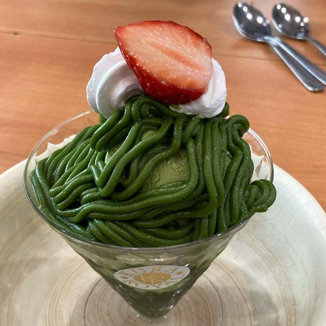 くら寿司で抹茶パフェ＆ちいかわGET♪