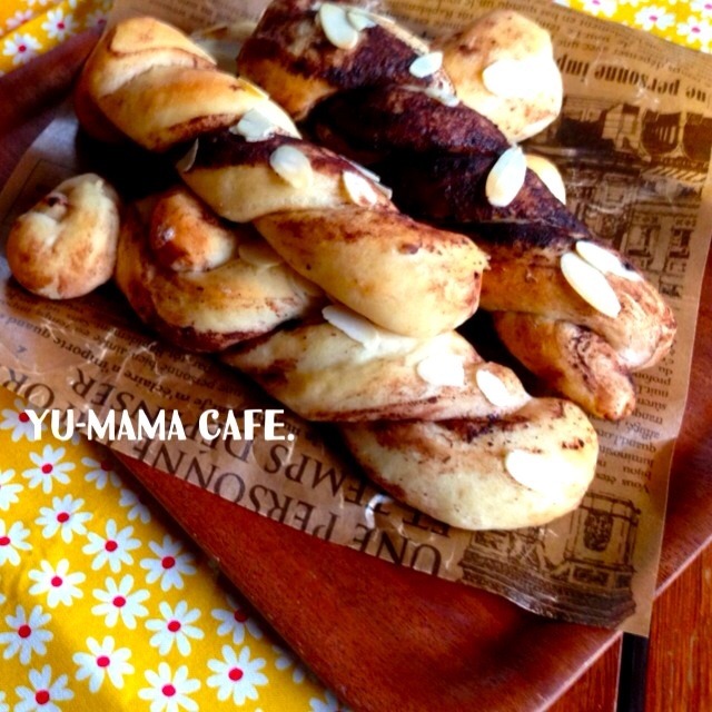 朝ごはんのココアねじりパン~残念な事とベタベタベッタリ〜