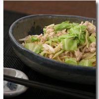 鶏挽肉とキャベツの塩やきそば