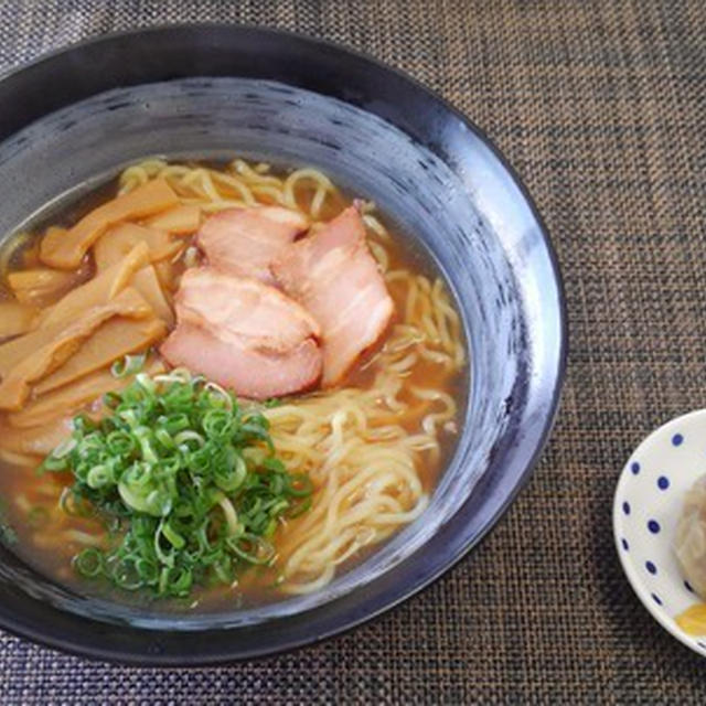 だけ！だけ！だけ！（笑）～とんこつ醤油ラーメン～