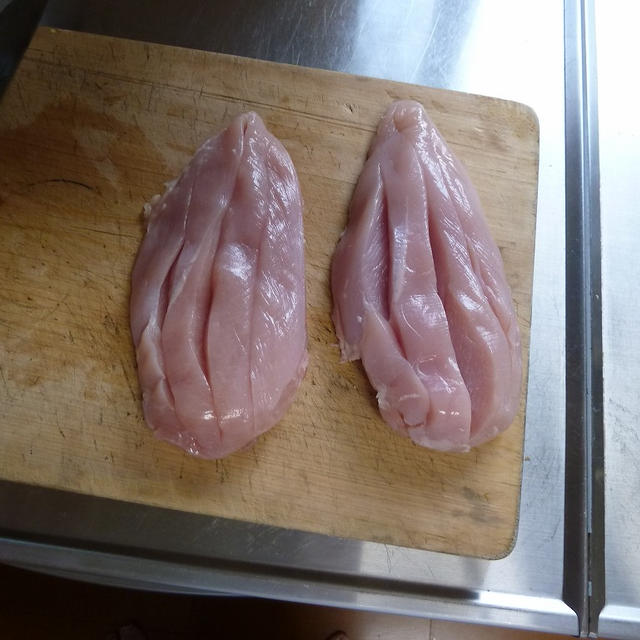 煮込まずジューシーなチキンカチャトーラ♪