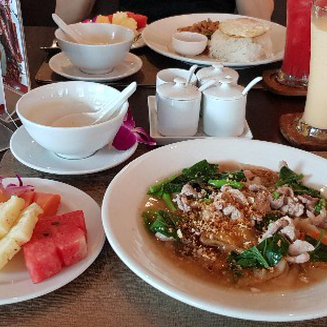 お得すぎる！これが99B！BTSアソーク駅から徒歩10分のホテルランチ+α/Amazing Hotel Lunch at Sukhumvit Soi 23, Bangkok