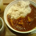 れんこんごろごろ！「Soup Stock Tokyo」の「生姜と豚あご肉の煮込みカレー」と昆布入り和風スープ