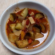 ごろごろ野菜のトマト煮込み