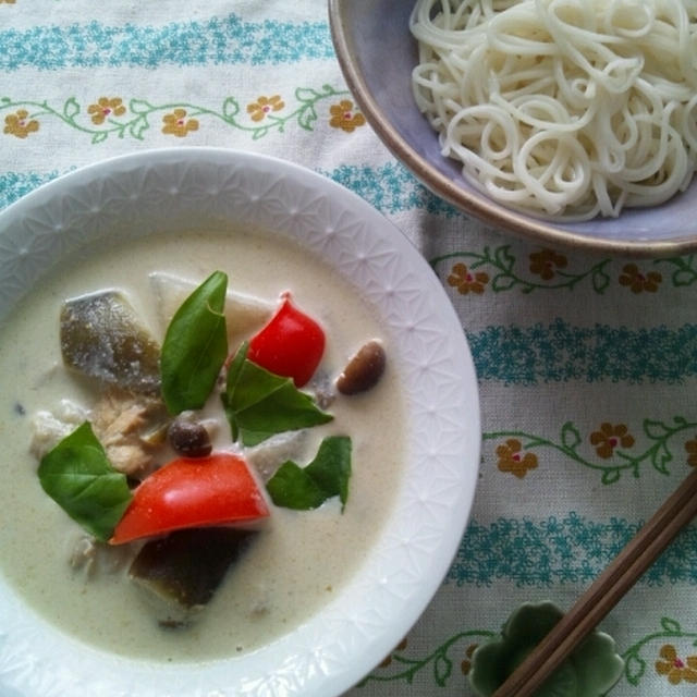 マイルドグリーンカレースープのつけ麺