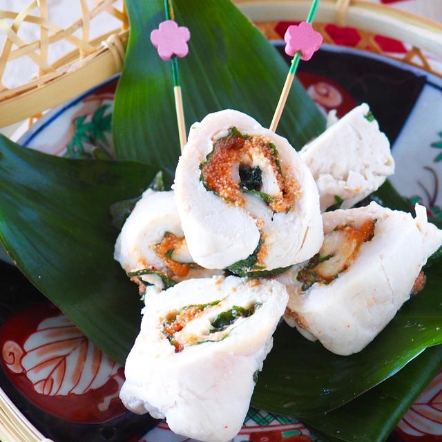 【レンジで簡単】ヘルシー鶏ささみの明太子しそロール