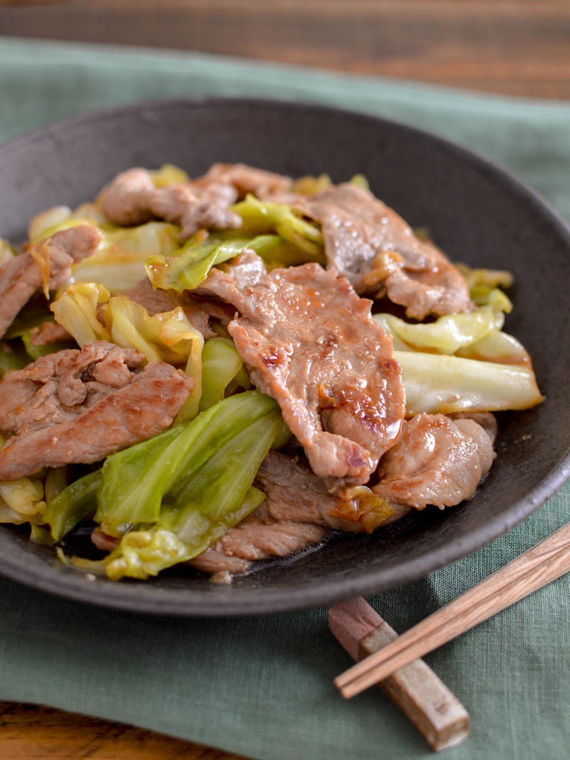 豚肉とキャベツの焼肉のたれ炒め。包丁不要！簡単おかず。【農家のレシピ帳】