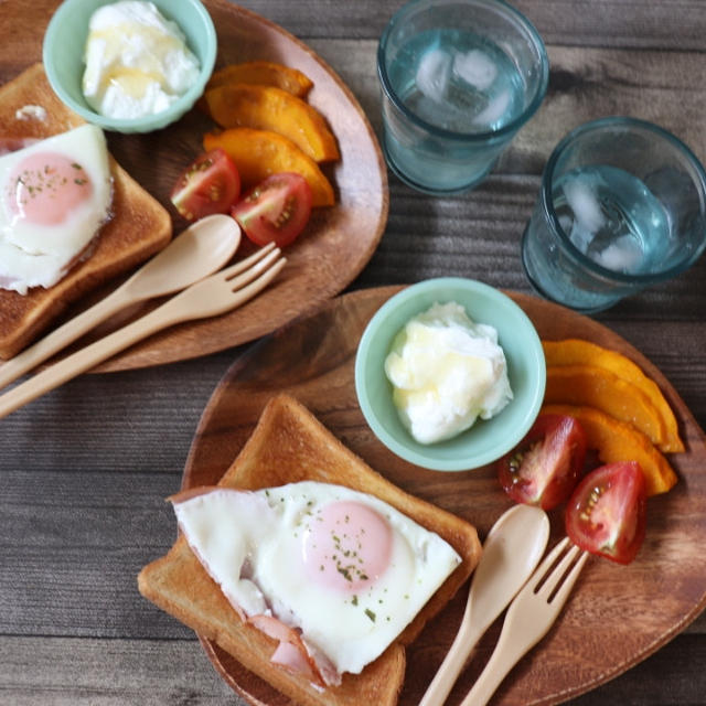これで550円はお買い得！！速攻オシャレ！と、ちょっと前の朝ご飯＾＾