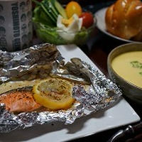 鮭のハーブ料理