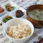 玄米ご飯と４種のおかずで日本の朝ご飯♪