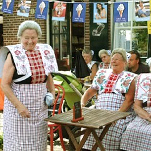 オランダ民族衣装のお祭り By Mya Myaさん レシピブログ 料理ブログのレシピ満載