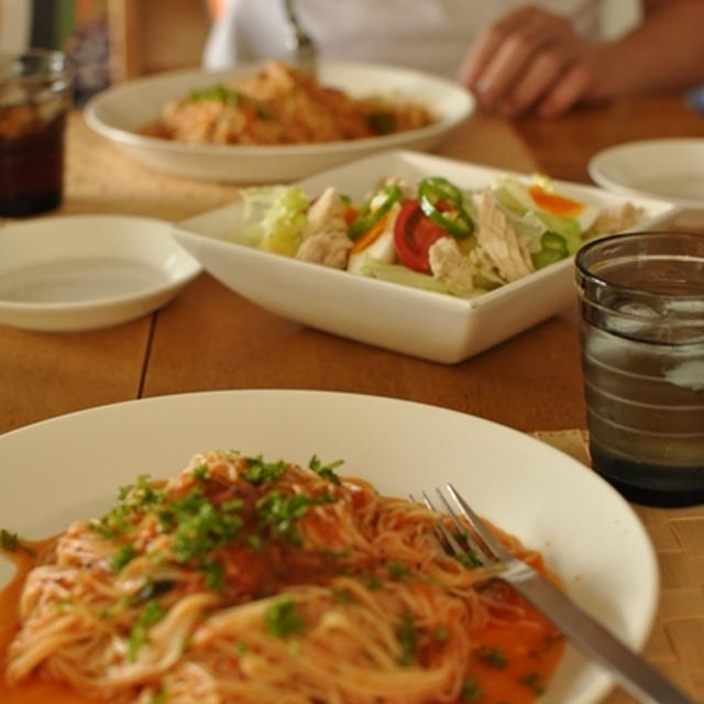 手抜きパスタのお昼ごはん