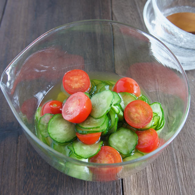 トマトときゅうりのだし浸し＊子どもと食べるほっこりの夏野菜レシピ