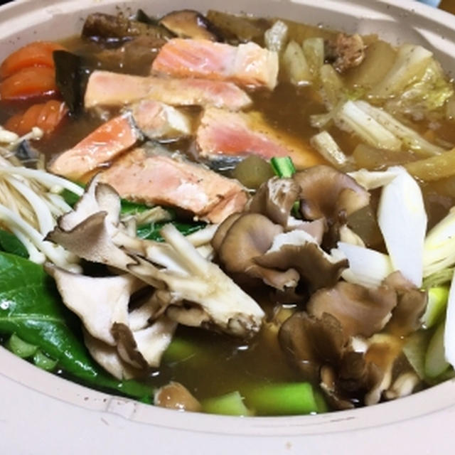 昨夜は京君・ちーちゃん達と鍋で夕飯♪