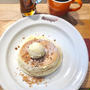 ふわっふわのパンケーキがなんと100円！モーニングで1ドリンク注文必須
