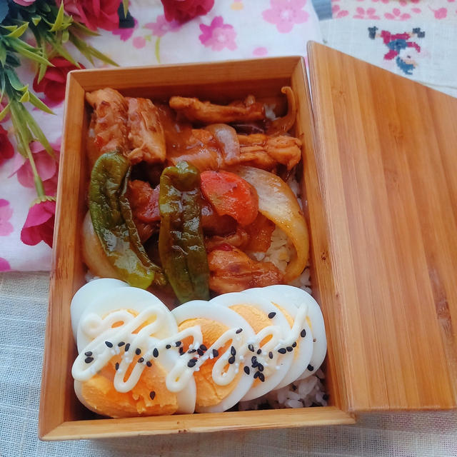 せせり野菜焼き丼弁当〖のっけ弁当〗