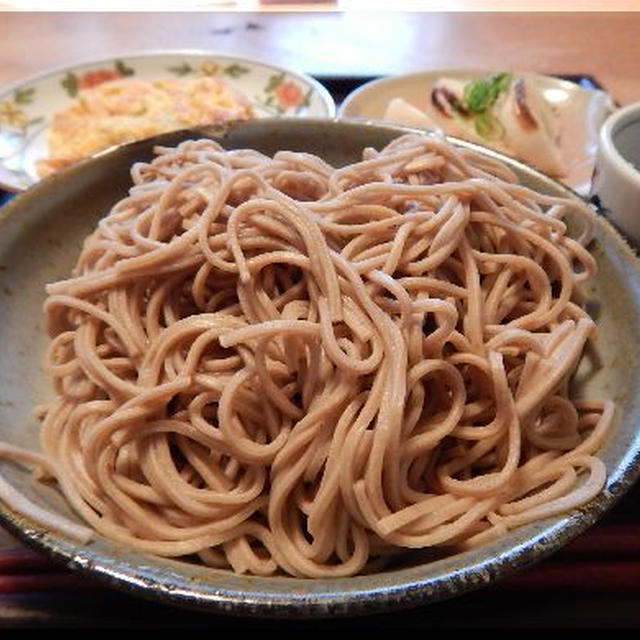 戸隠そばと蕪の焼きびたし