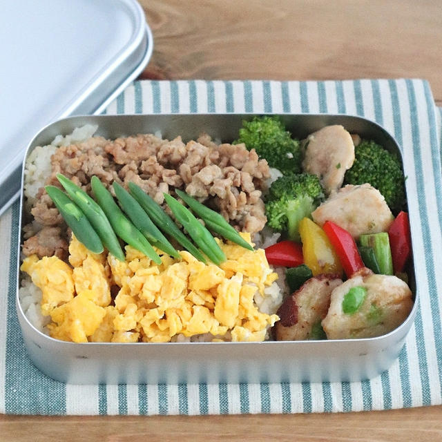 【#高校生弁当】鶏そぼろ弁当♪