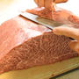 youtubeに動画「牛肉のかたまりを切って焼いて食う」をアップしました！