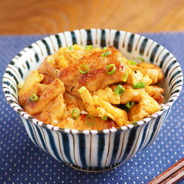 フーディストノート連載、鶏むね肉の照りたま丼　、　照り焼き親子丼