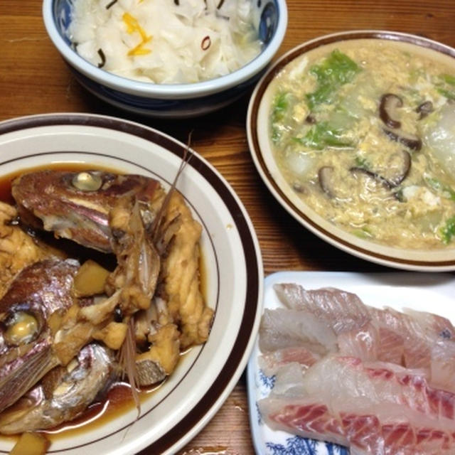 実家の冷蔵庫整理ご飯。刺身定食？