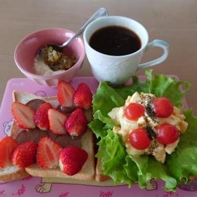 オープンサンドで朝ごはん～🎵