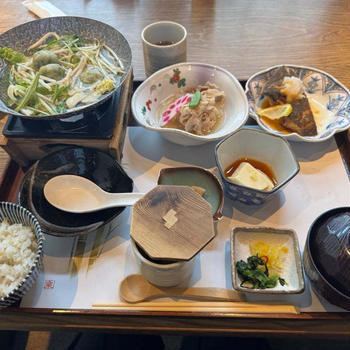 ランチでお腹いっぱいになった後でのThe Kids