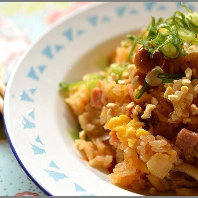 炊飯器で♪ タイ風チャーハン