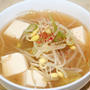 コンナムルデンジャングッ（콩나물된장국）　－－　豆もやしの韓国味噌スープ