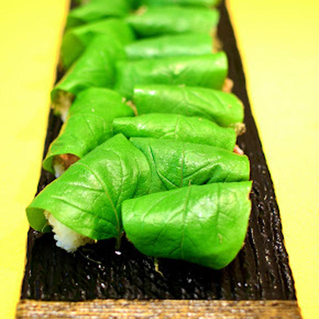 【母が作る】柿の葉寿司