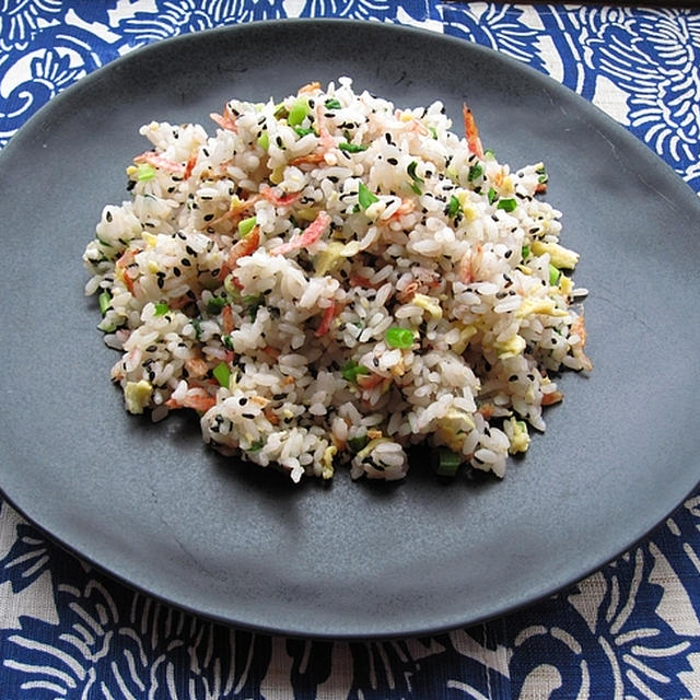桜海老と胡麻の炒飯
