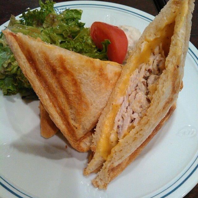 マツコさん絶賛のホットサンドを食べたよ