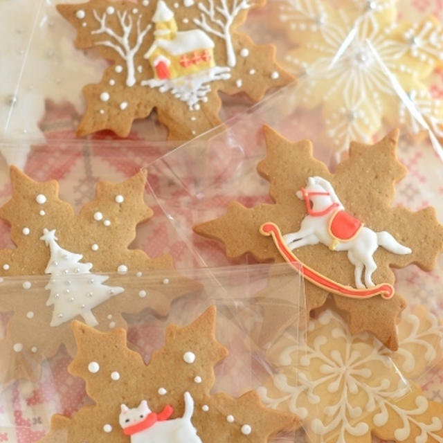 クリスマスのアイシングクッキー
