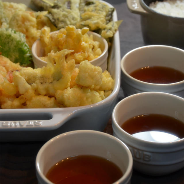 ストウブで「鱧やとうもろこし・・天ぷら色々」